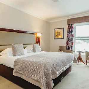 4* Отель Crown By Compass Hospitality